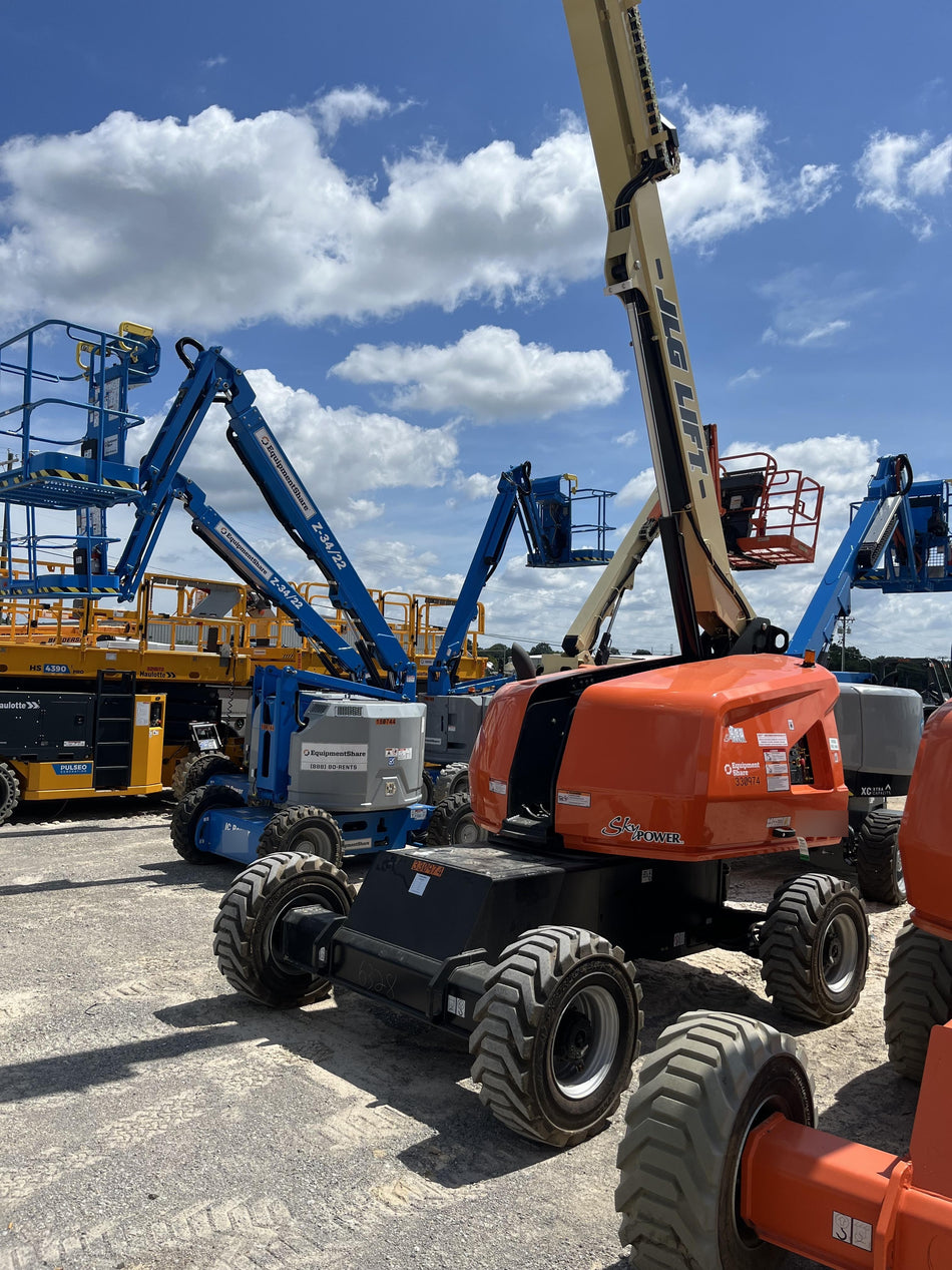 2023 JLG 460SJ