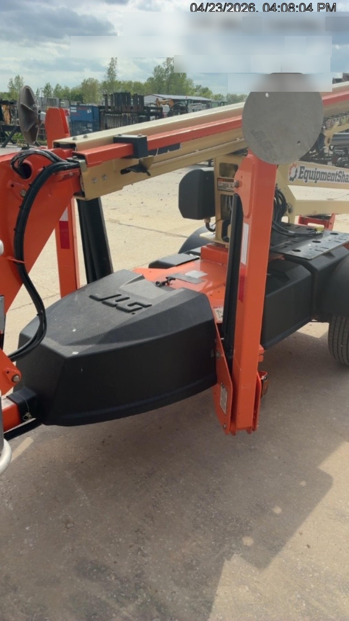 2022 JLG T350