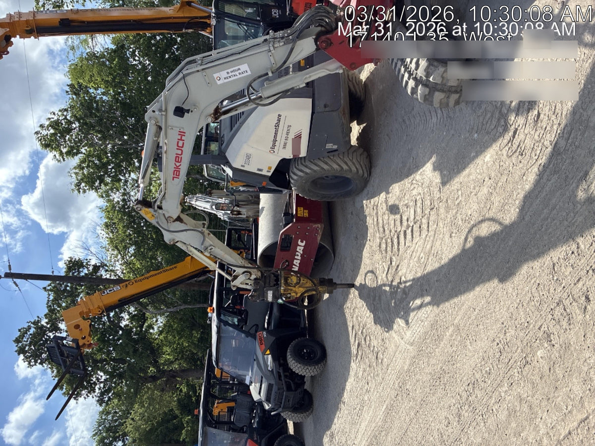 2022 TAKEUCHI TB235-2R