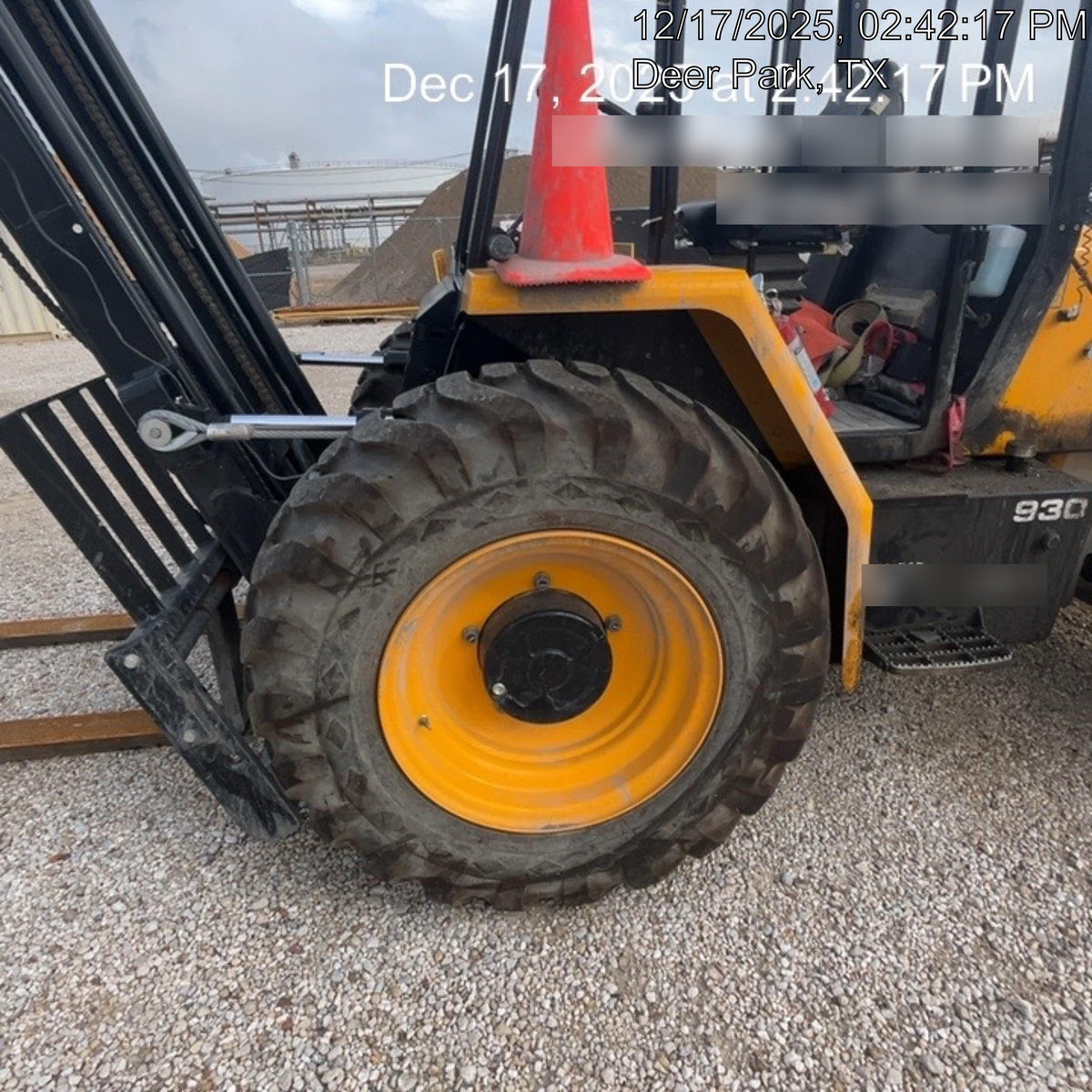 2025 JCB 930-4