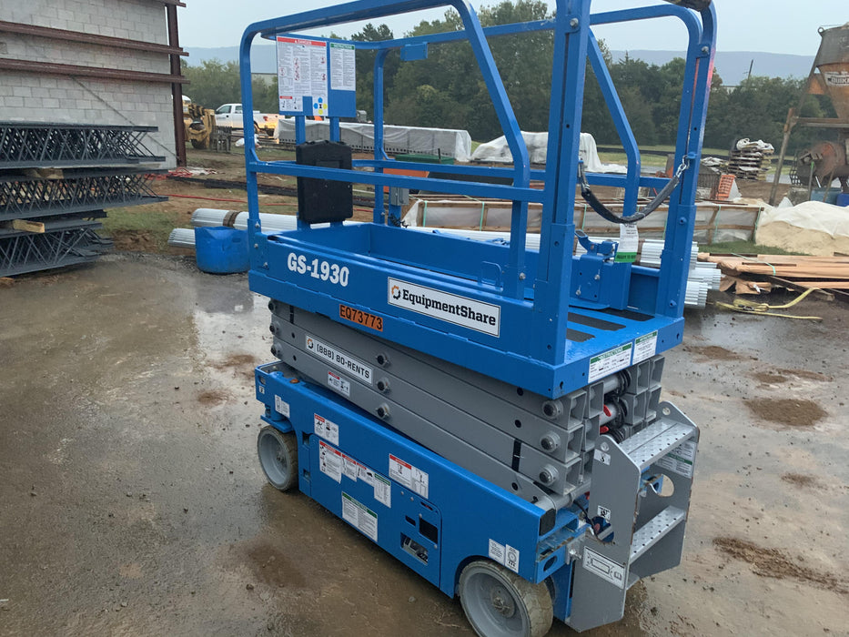 2020 Genie GS-1930 Fixed rails with chain entry gate - Pre A92.20