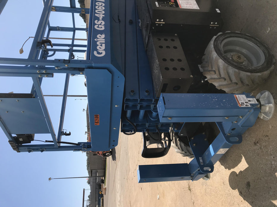 2020 GENIE GS-4069 RT