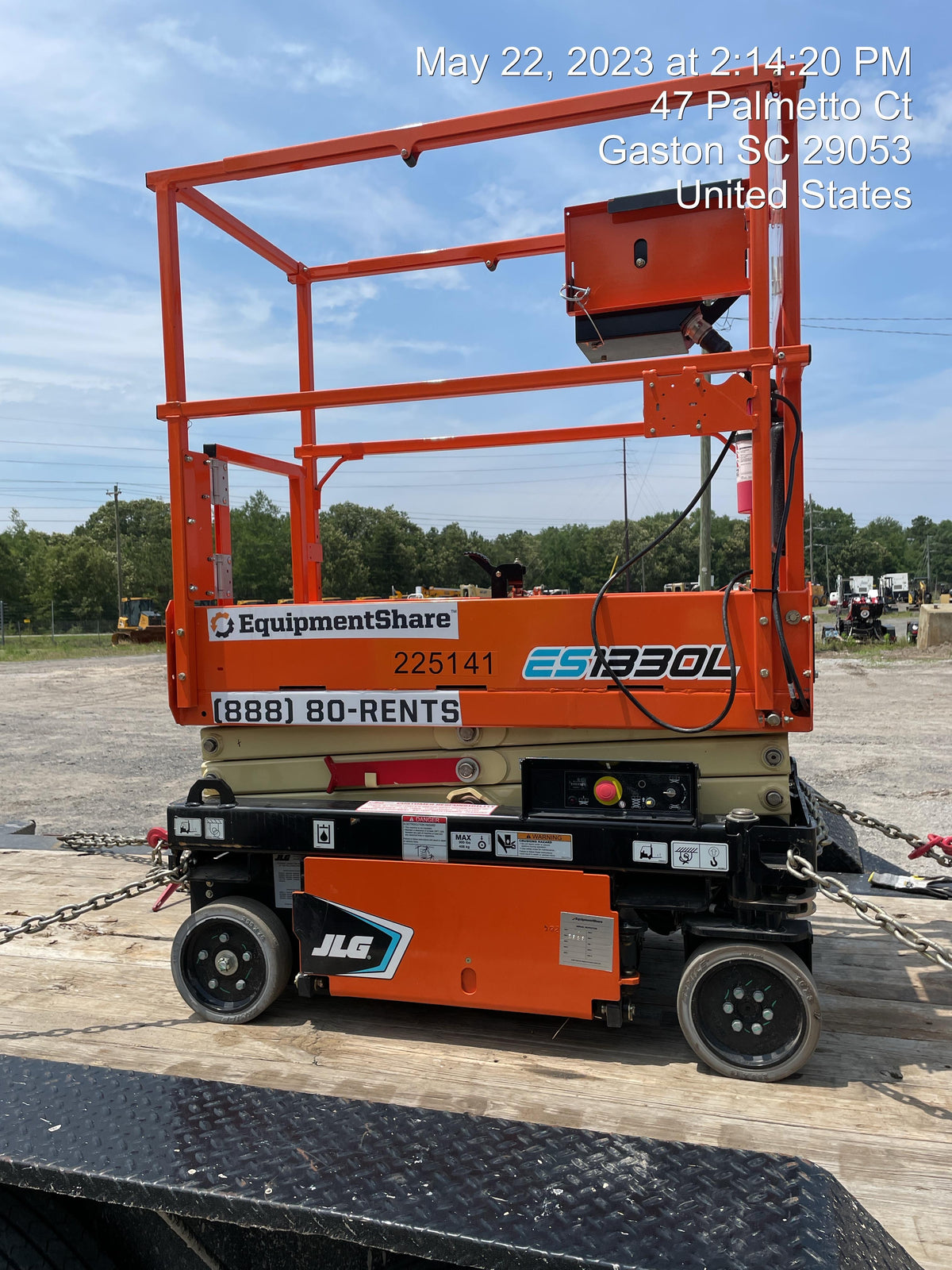 2022 JLG ES1330L