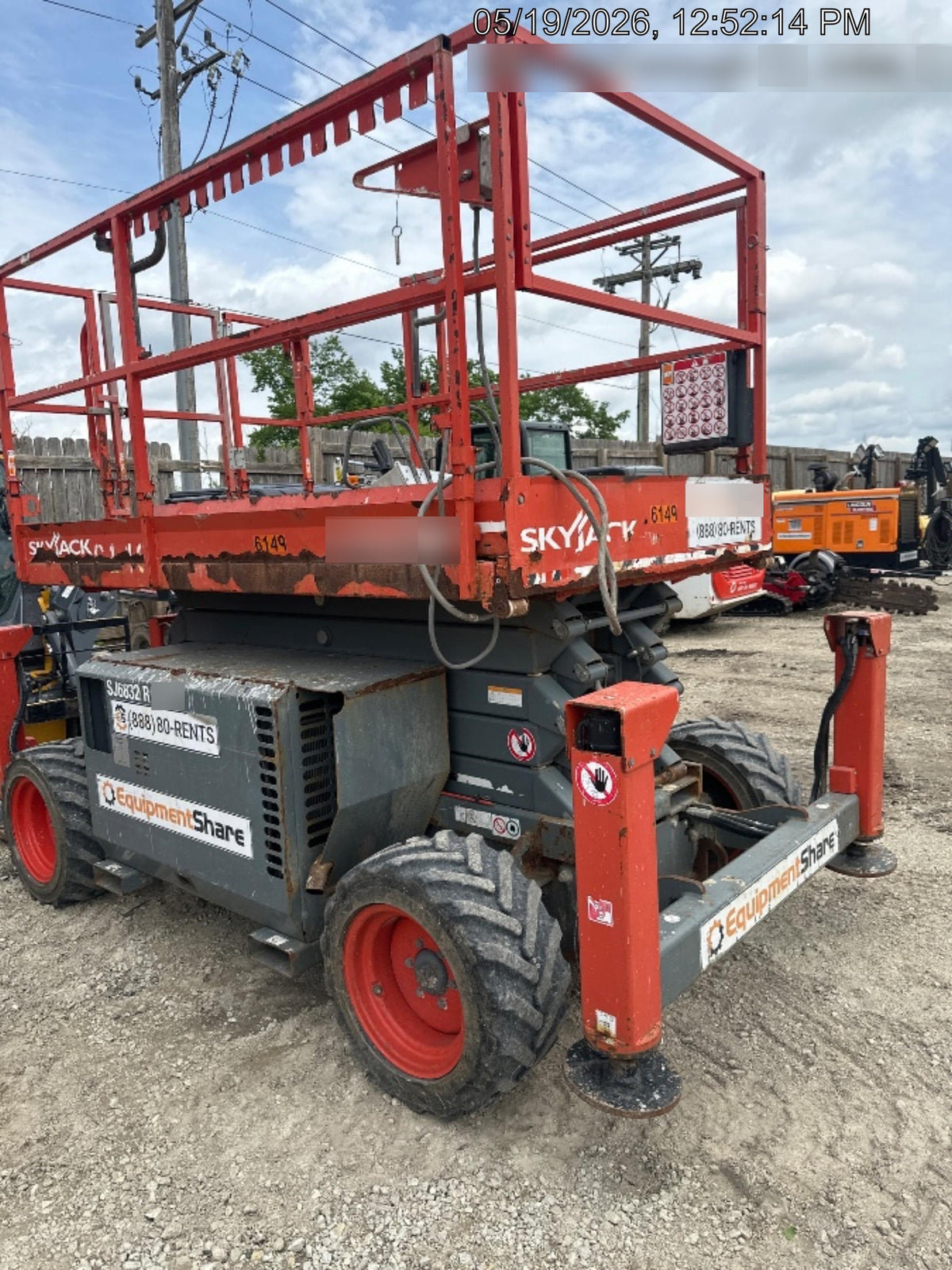 2017 SKYJACK SJ6832 RT