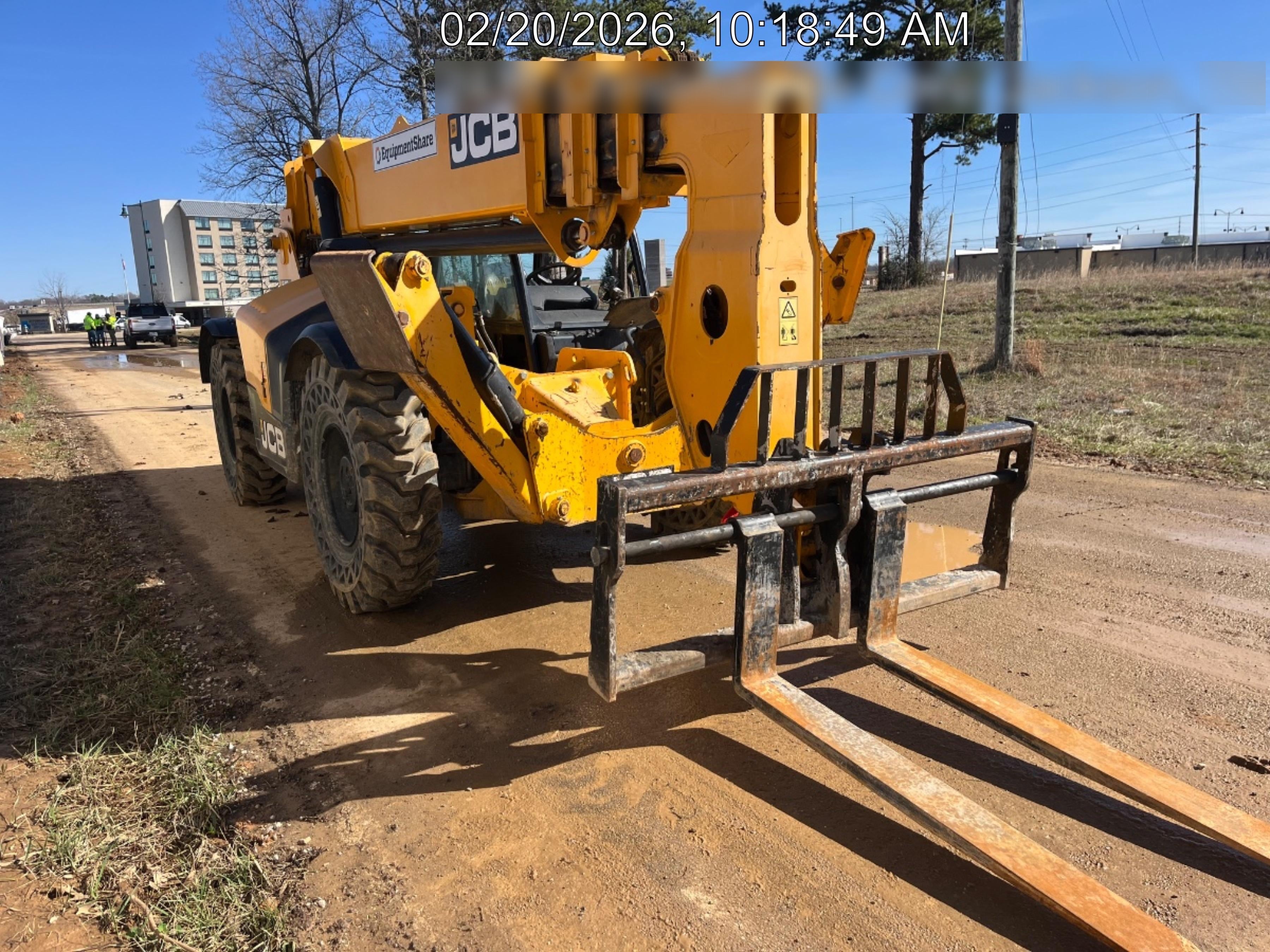 2019 JCB 512-56 Canopy, 109 HP, Solid Tires, STD Worklight, Beacon, Aux Hydraulics, Lifting Eye, Back up Alarm w/66" Carriage/60" Forks