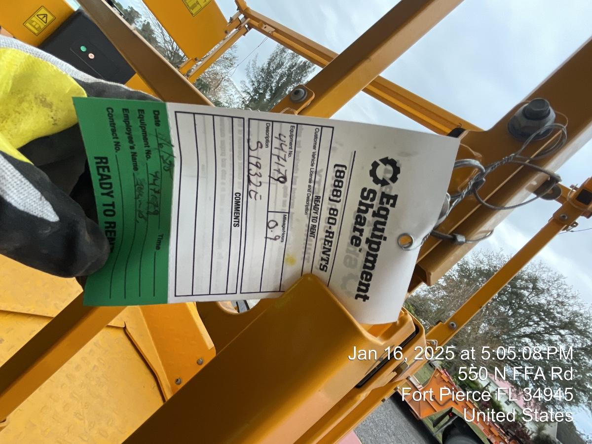 2024 JCB S1932E