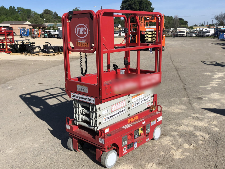 2020 MEC 1330SE Solid NM Tires, Steel Swing out Doors, LCS, Beacon, 900W Invertor
