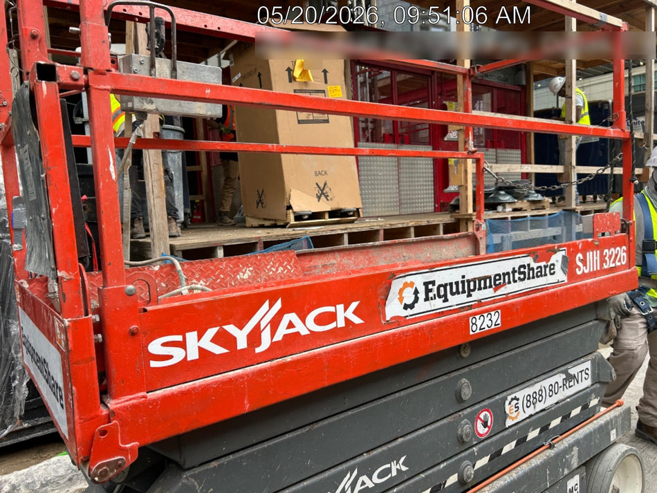 2018 Skyjack SJIII-3226 Skyjack SJIII3226 Scissor Lift w/Trojan Batteries