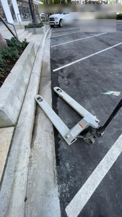 2025 STRONGWAY 5500 lb Pallet Jack