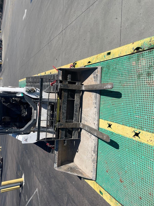 2022 ARROW MATERIAL HANDLING 48" Pallet Forks - Arrow