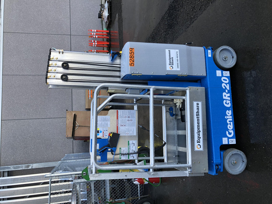 2019 GENIE GR-20