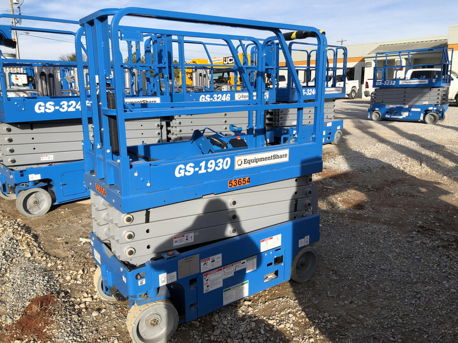 2019 Genie GS-1930 Fixed Rails with Chain Entry