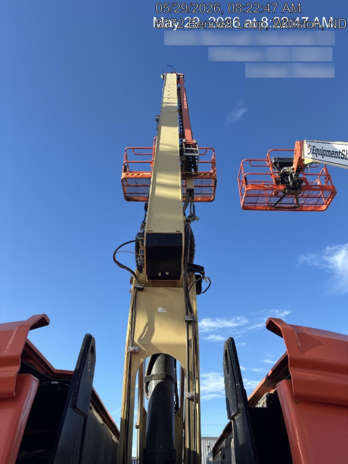 2022 JLG 660SJ