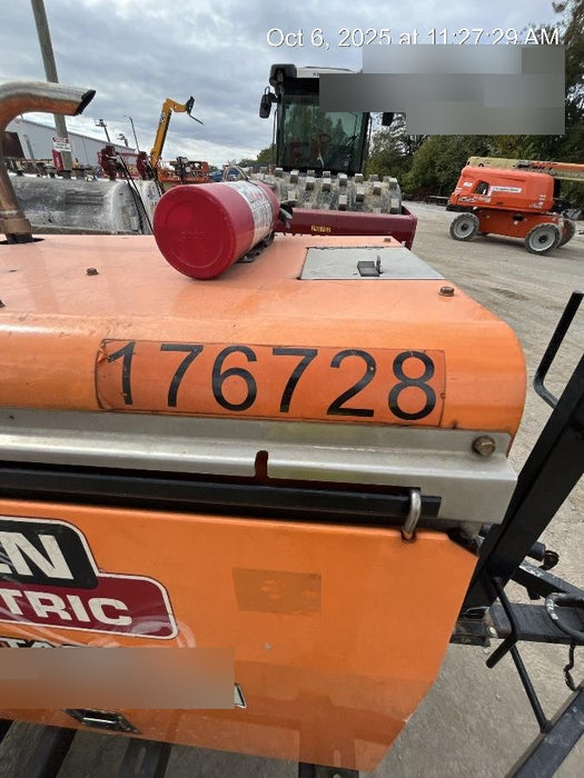 2021 Lincoln Electric Vantage 322 Vantage 322 Ready Pak 3 w/ Decals, ORANGE (includes trailer, cable rack, fender light kit) NO Telematics