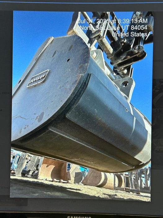 2020 DOOSAN 48" Excavator Bucket