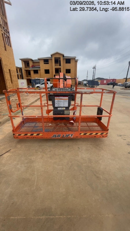 2019 JLG 460SJ