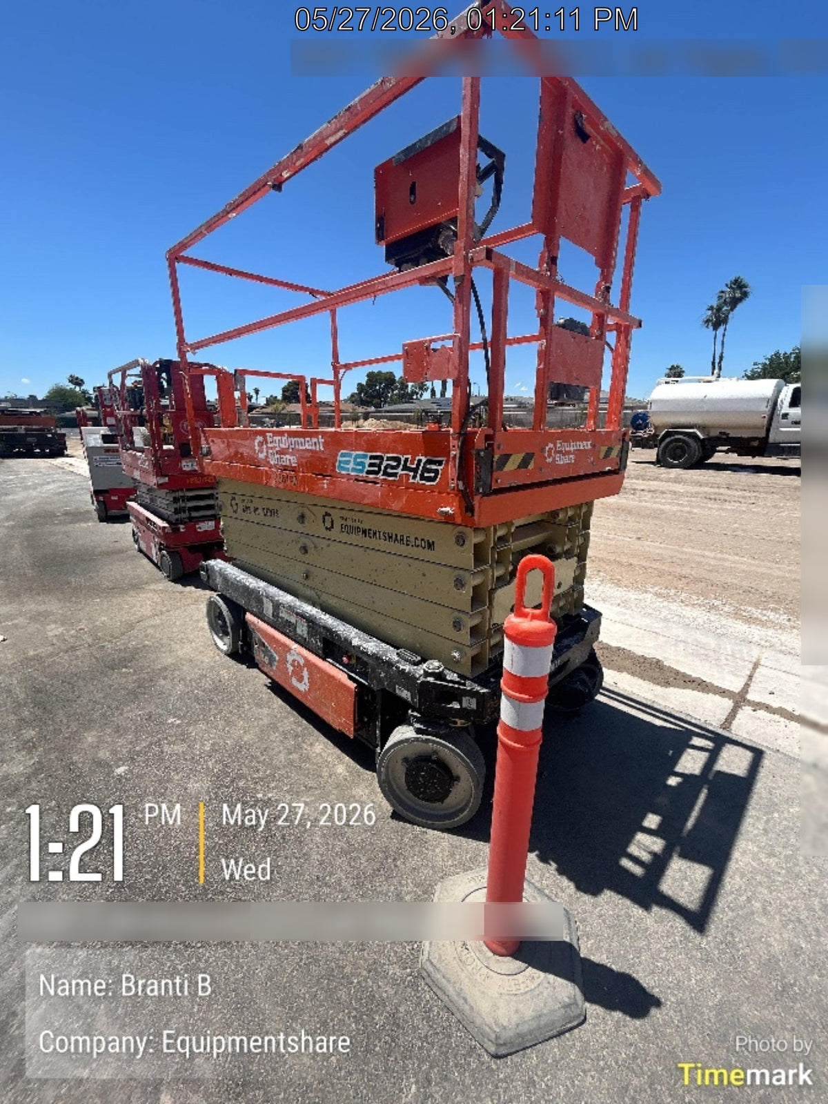 2022 JLG ES3246