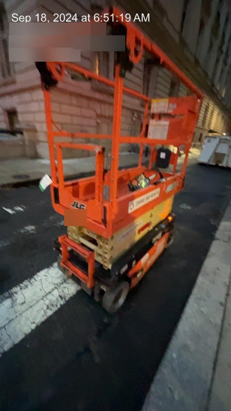 2022 JLG ES1932