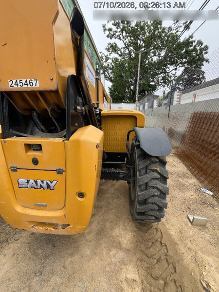 2021 SANY STH1056