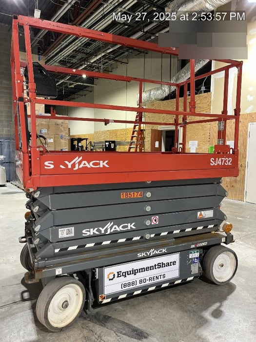 2021 SKYJACK SJ4732