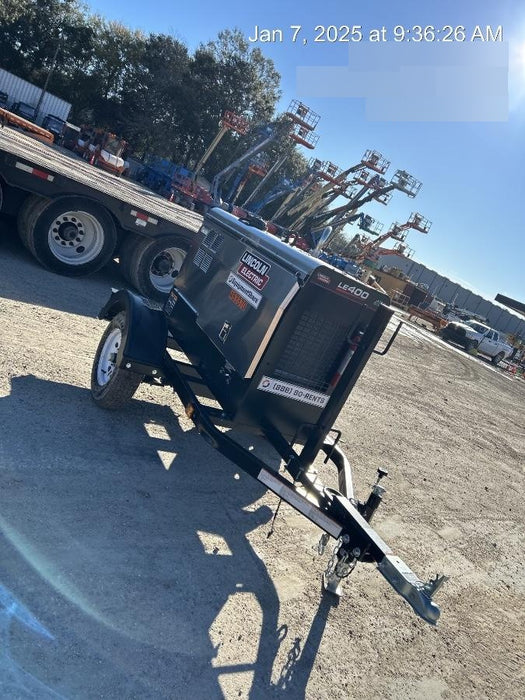 2019 Lincoln Electric Vantage 322 Welder Ready-Pak 3, Two wheel trailer, Fender and Light kit, Cable Rack