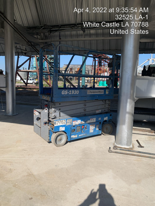 2019 Genie GS-1930 Fixed Rails with Chain Entry