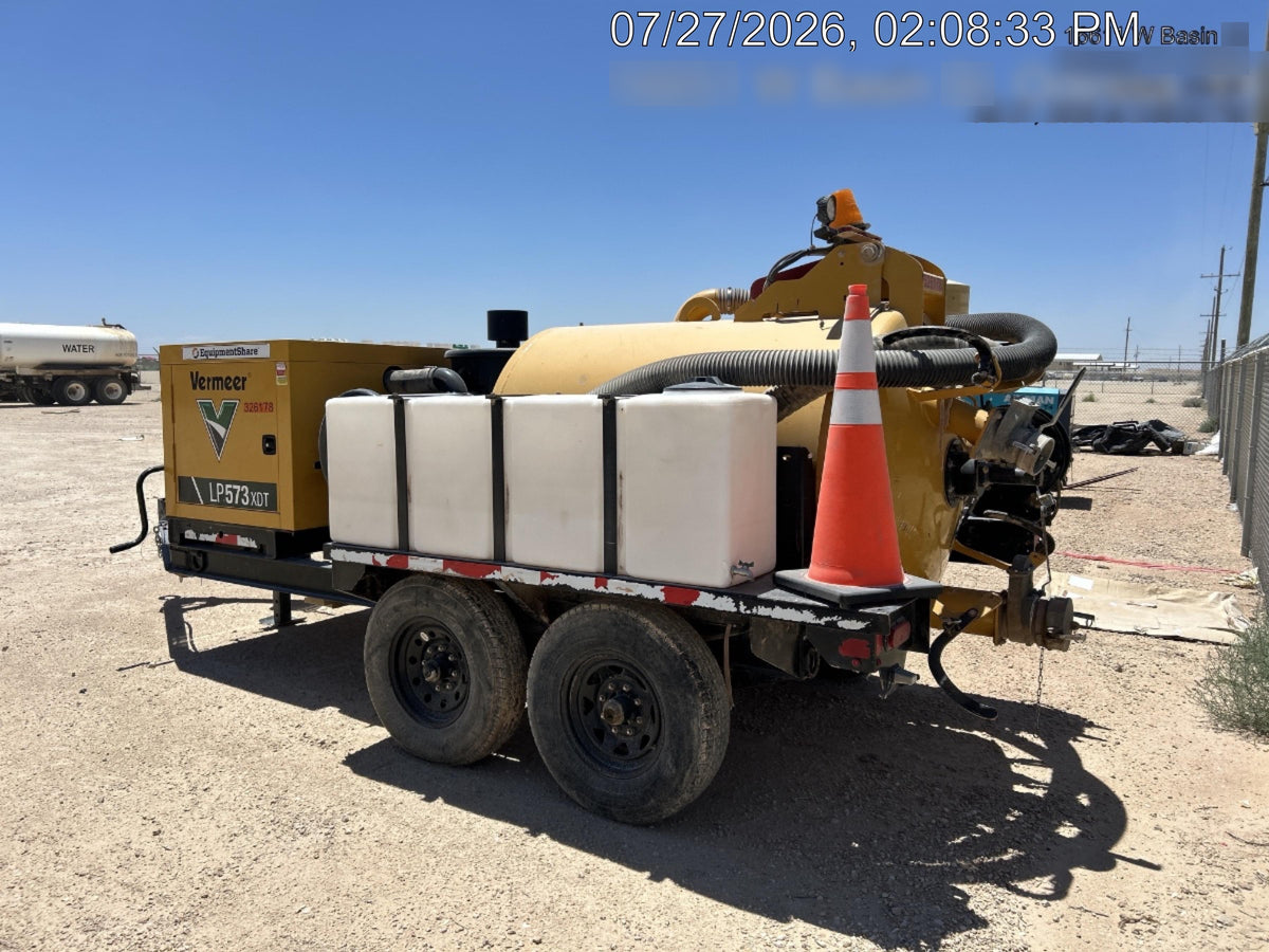 2023 Vac-Tron LP573XDT T4 Koehler Diesel Engine, 500 Gallon Debris Tank, x2 100 Gallon Water Tanks