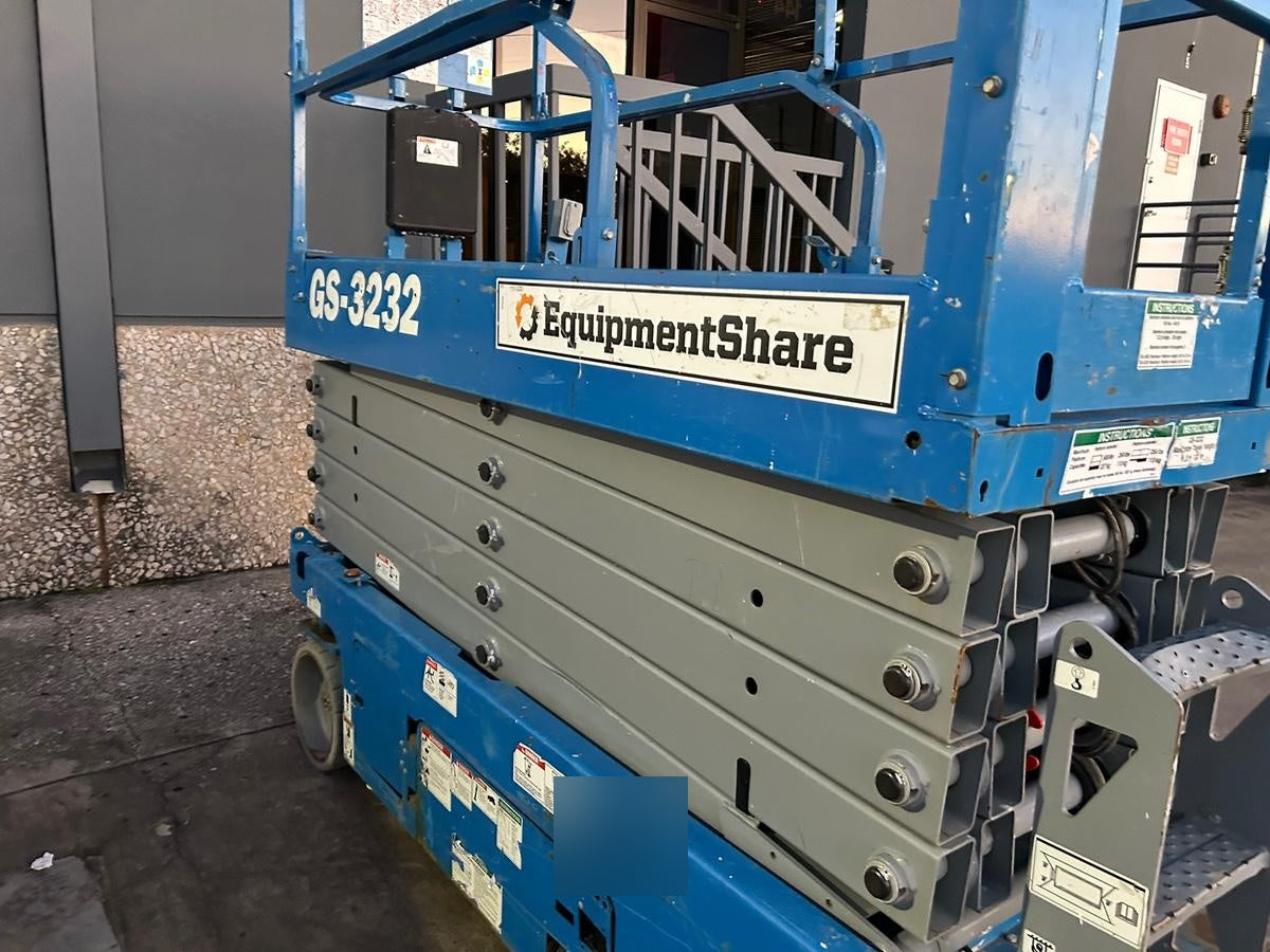 2019 GENIE GS-3232