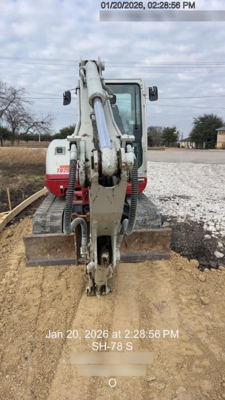 2024 TAKEUCHI TB250-2CR