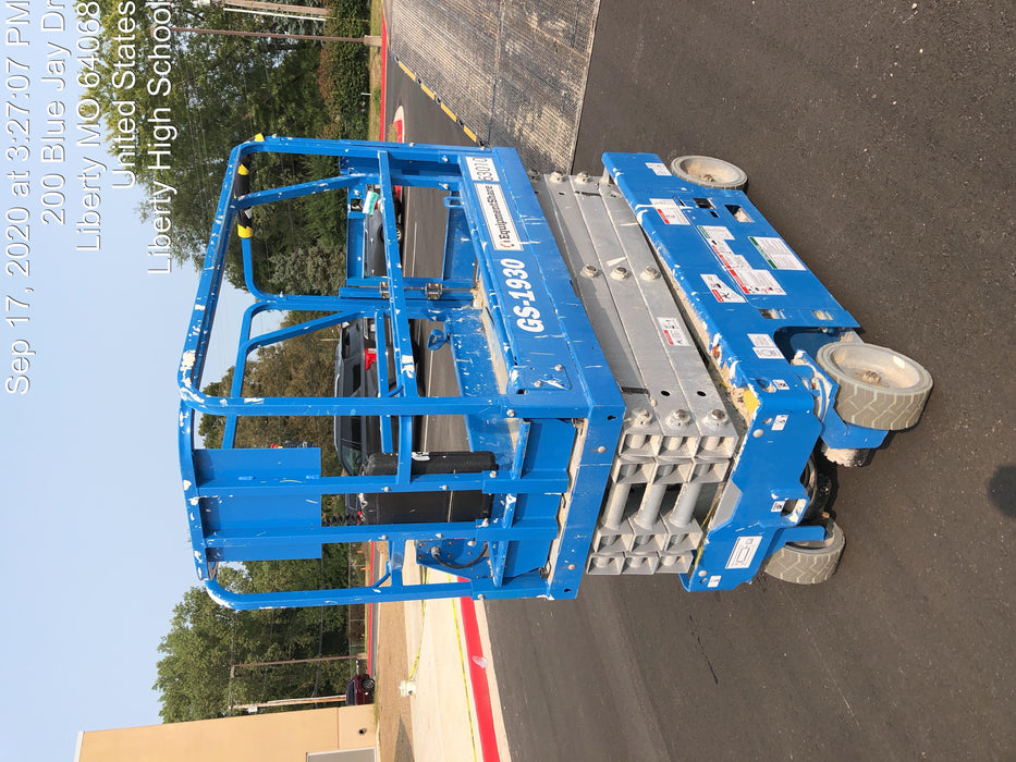2020 Genie GS-1930 Solid Non Marking Tires, Beacon, Folding rails with half height swing gate