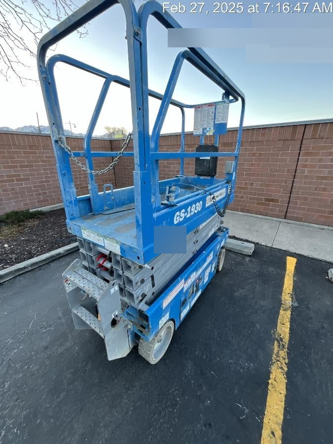 2019 Genie GS-1930 Fixed rails with chain Entry