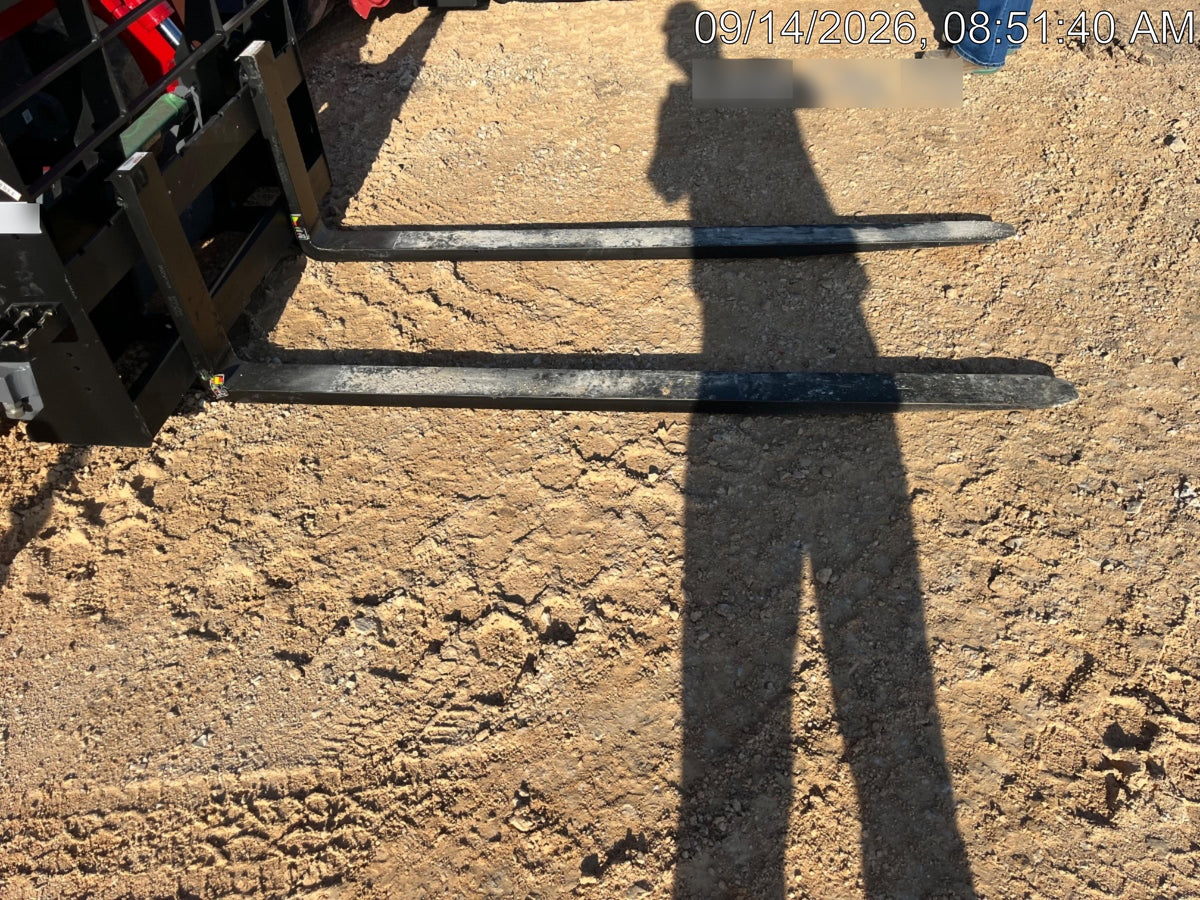 2026 ARROW MATERIAL HANDLING 72" Pallet Forks - Arrow