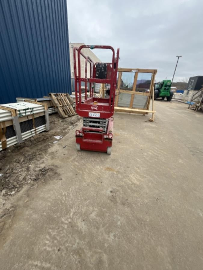 2019 MEC 1330SE MEC 1330SE w/ES Track Hardware, Full Extended 2 Year Warranty