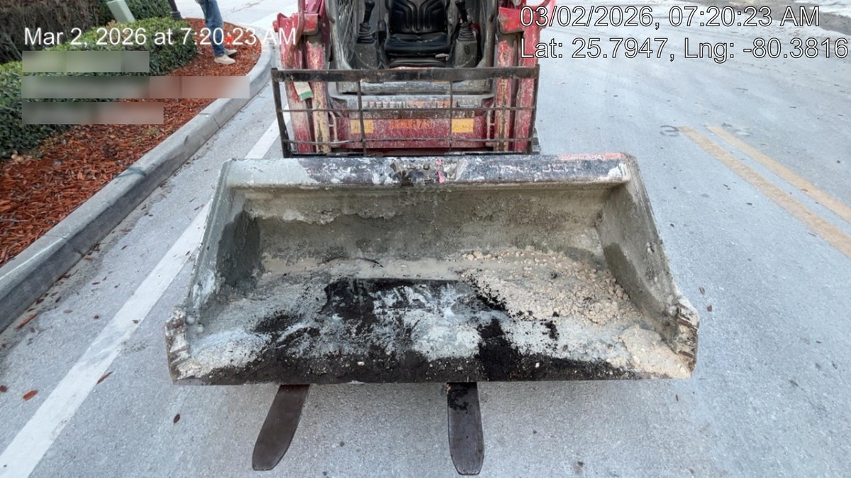 2022 ARROW MATERIAL HANDLING 48" Pallet Forks - Arrow