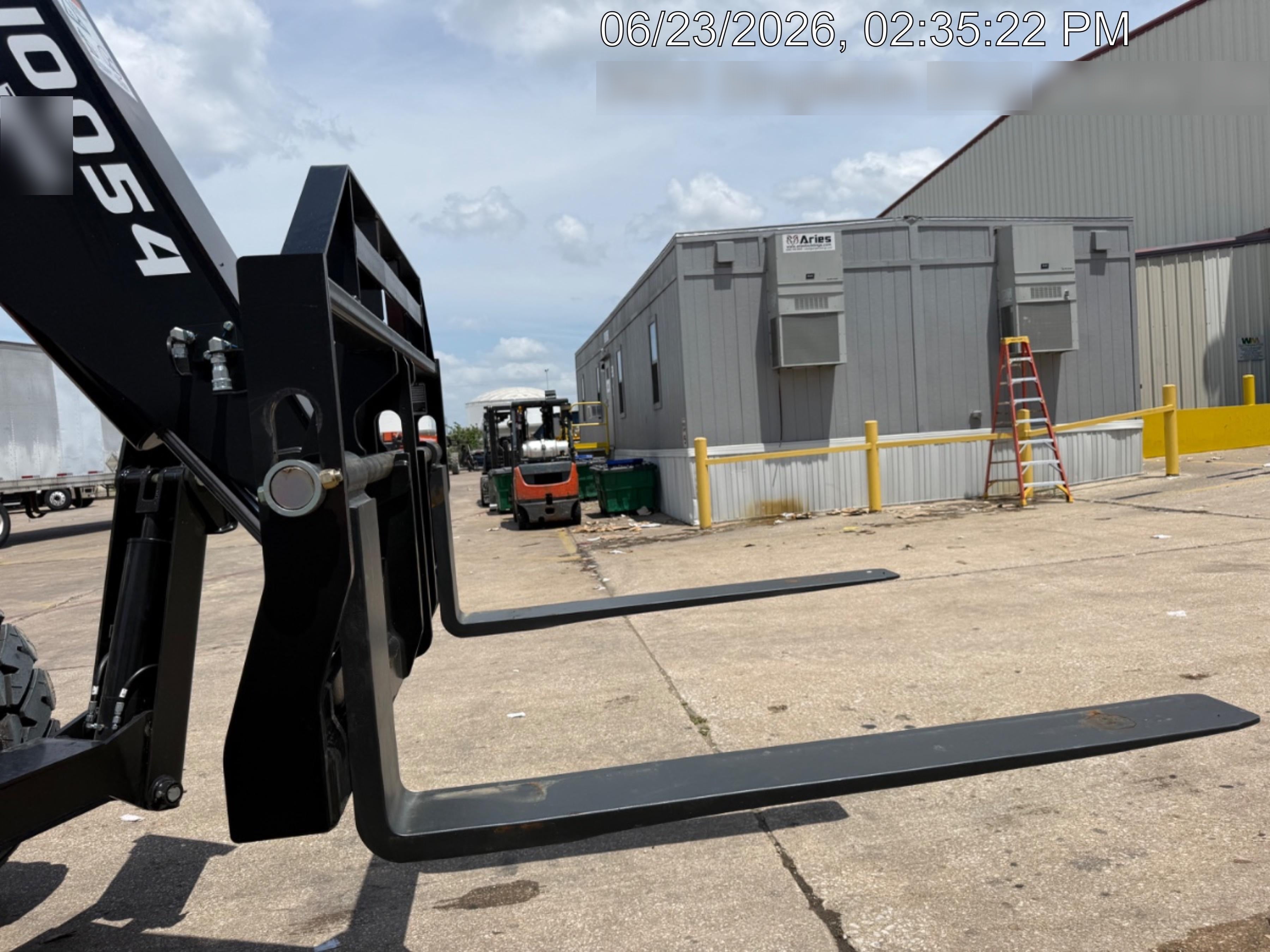 2026 SKYTRAK 10054