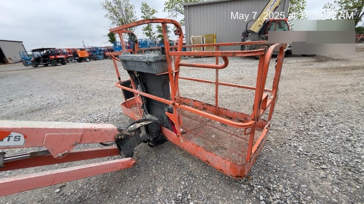 2019 JLG 460SJ