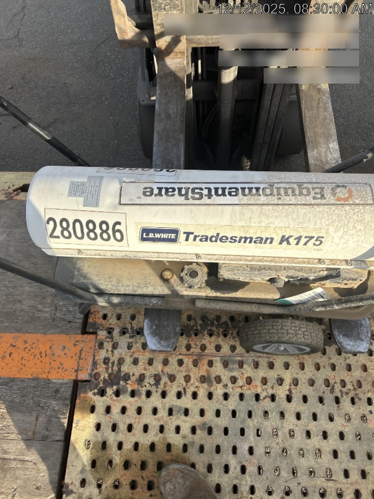2022 LB WHITE Tradesman K175