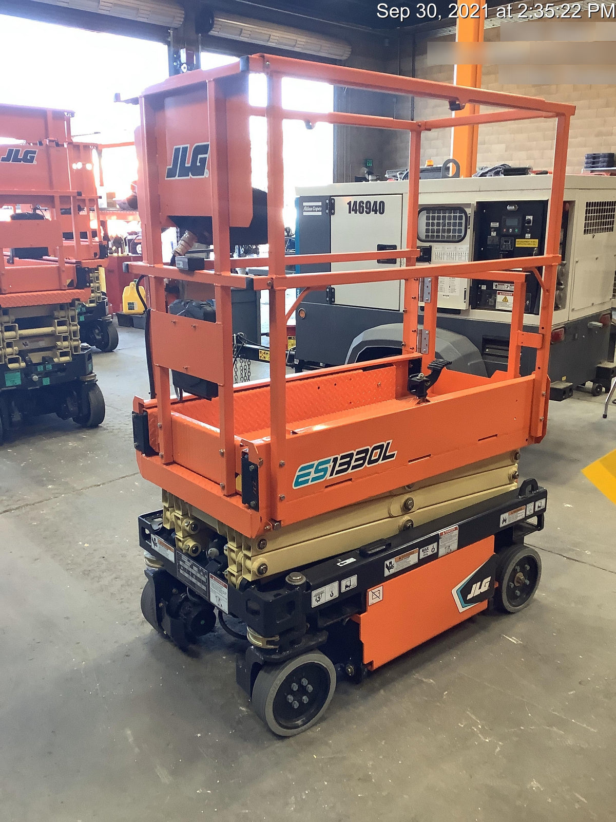 2021 JLG ES1330L