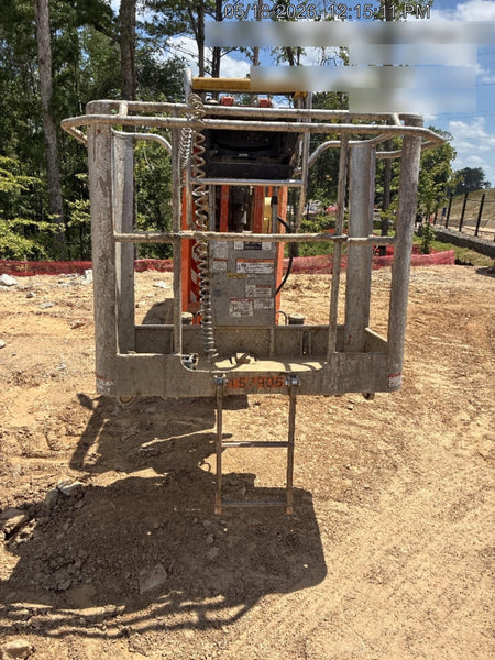 2021 JLG X600AJ