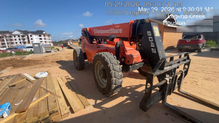 2023 SKYTRAK 8042