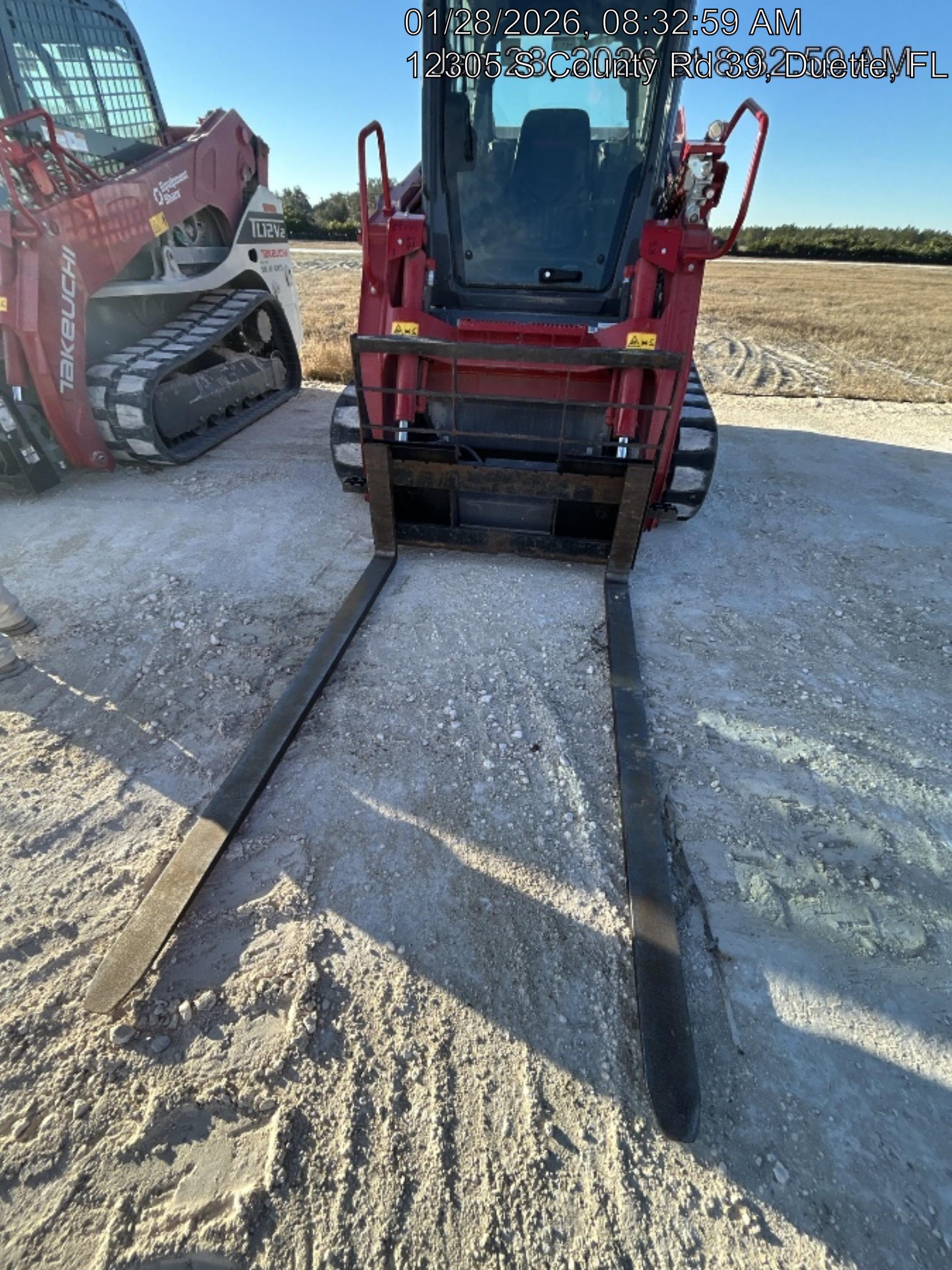 2025 TAKEUCHI TL12V2-CR