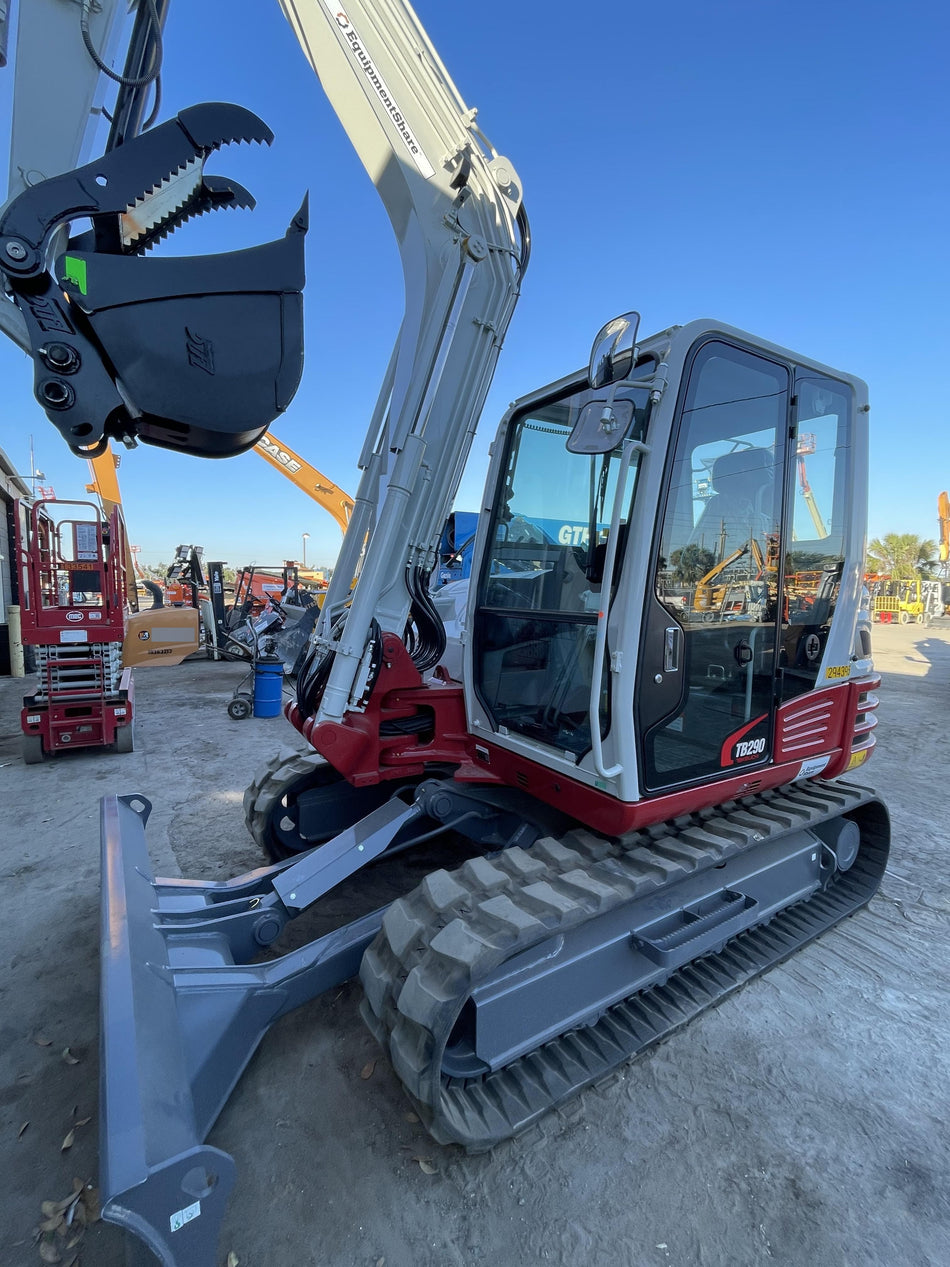 2023 TAKEUCHI TB290-CR