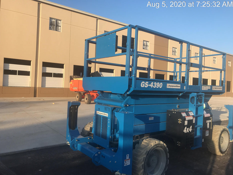 2020 GENIE GS-4390 RT