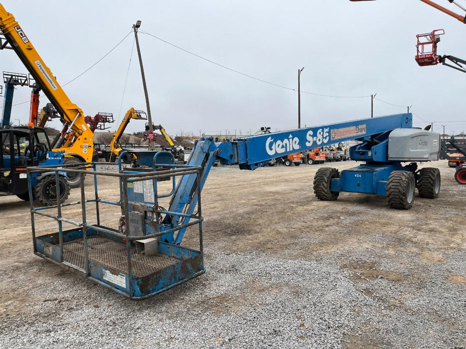 2016 Genie S-85