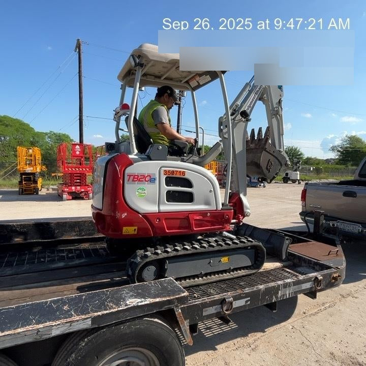2023 TAKEUCHI TB20e