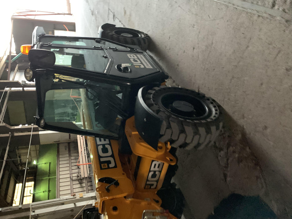 2020 JCB 505-20TC Cab/Heat/Air, Solid Tires, Work Lights, Beacon, Aux Hydraulics, Back up Alarm, ES Decals