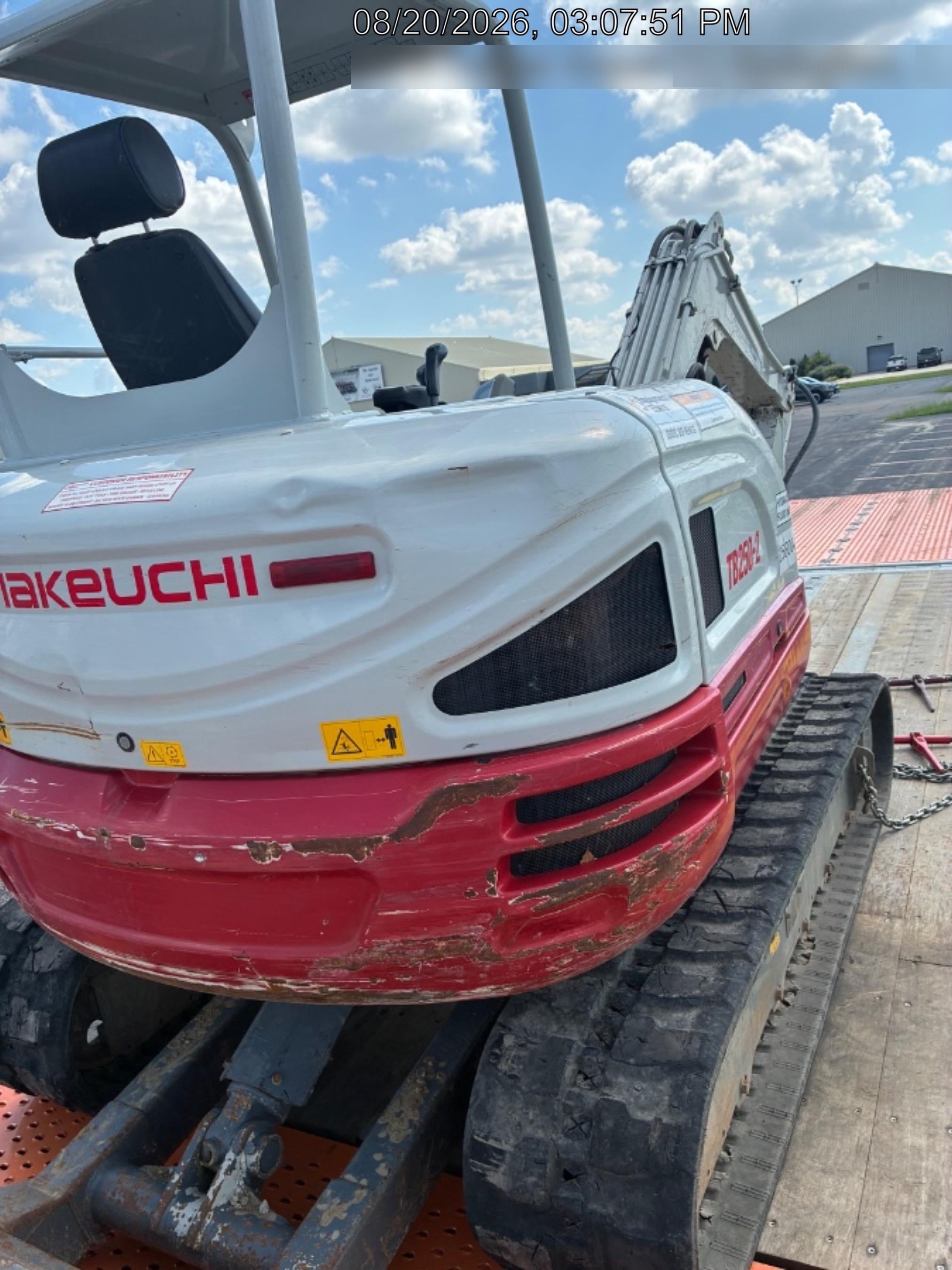 2022 TAKEUCHI TB250-2R