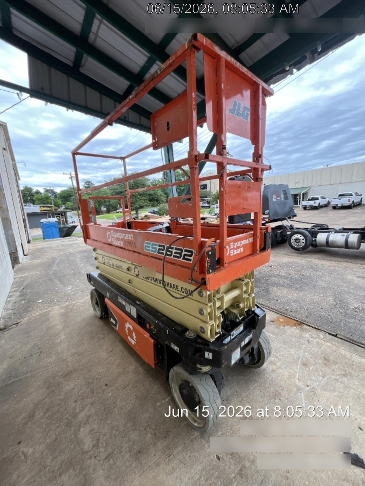 2023 JLG ES2632