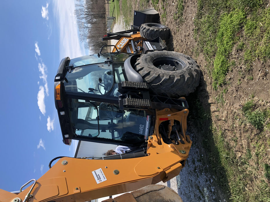 2019 CASE 580N EP - Extendable Backhoe