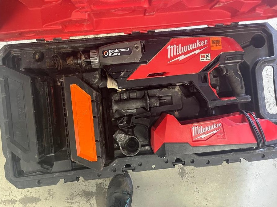 2022 MILWAUKEE MXF301-2CXS